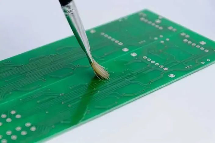 PCB电路板三防漆工艺